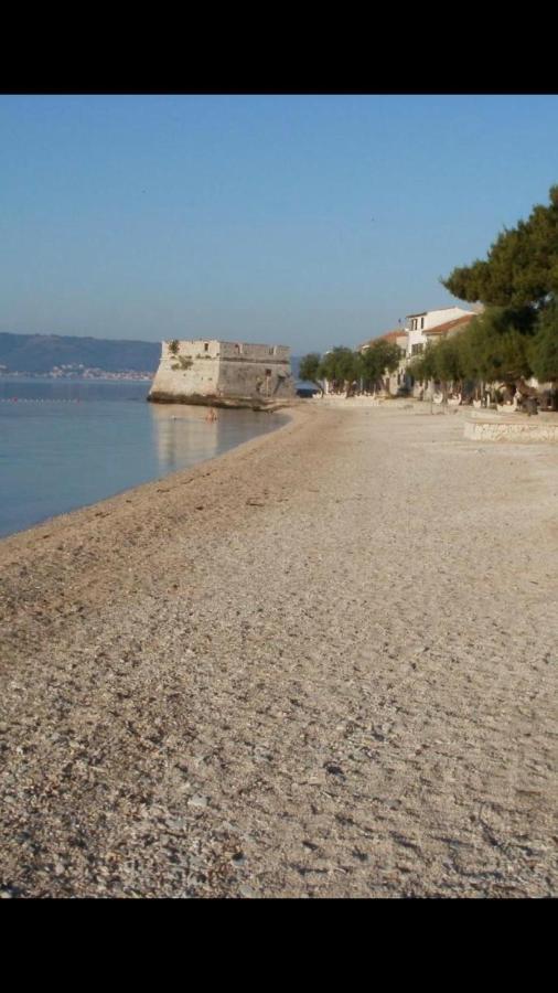 Zimmer Room Trogir Kastela Split ภายนอก รูปภาพ